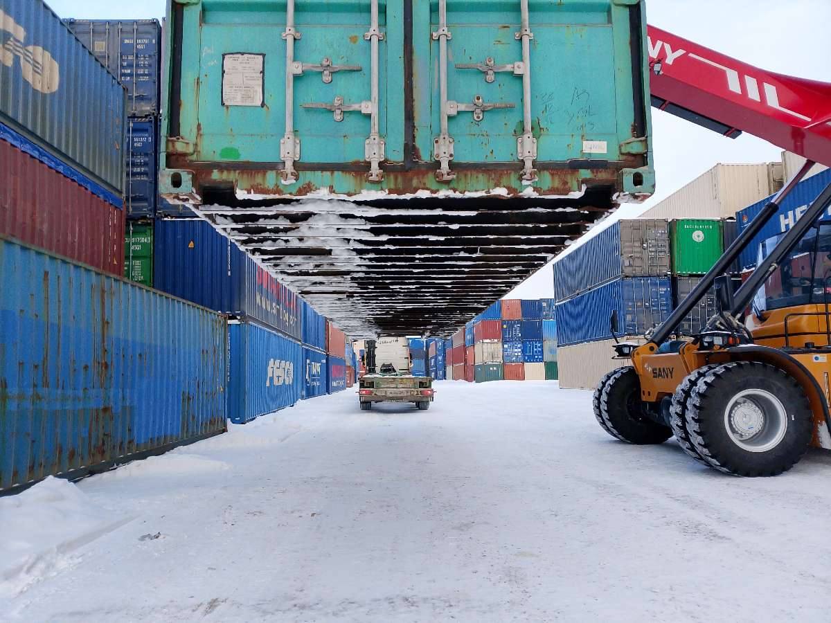 Морской контейнер DFSU6766281