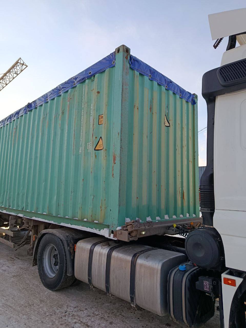 Морской контейнер DFSU6817774