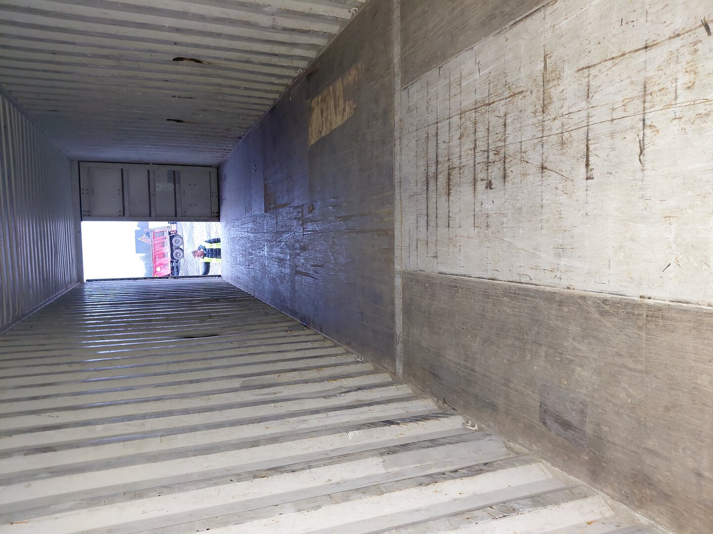 Морской контейнер ECMU9639556