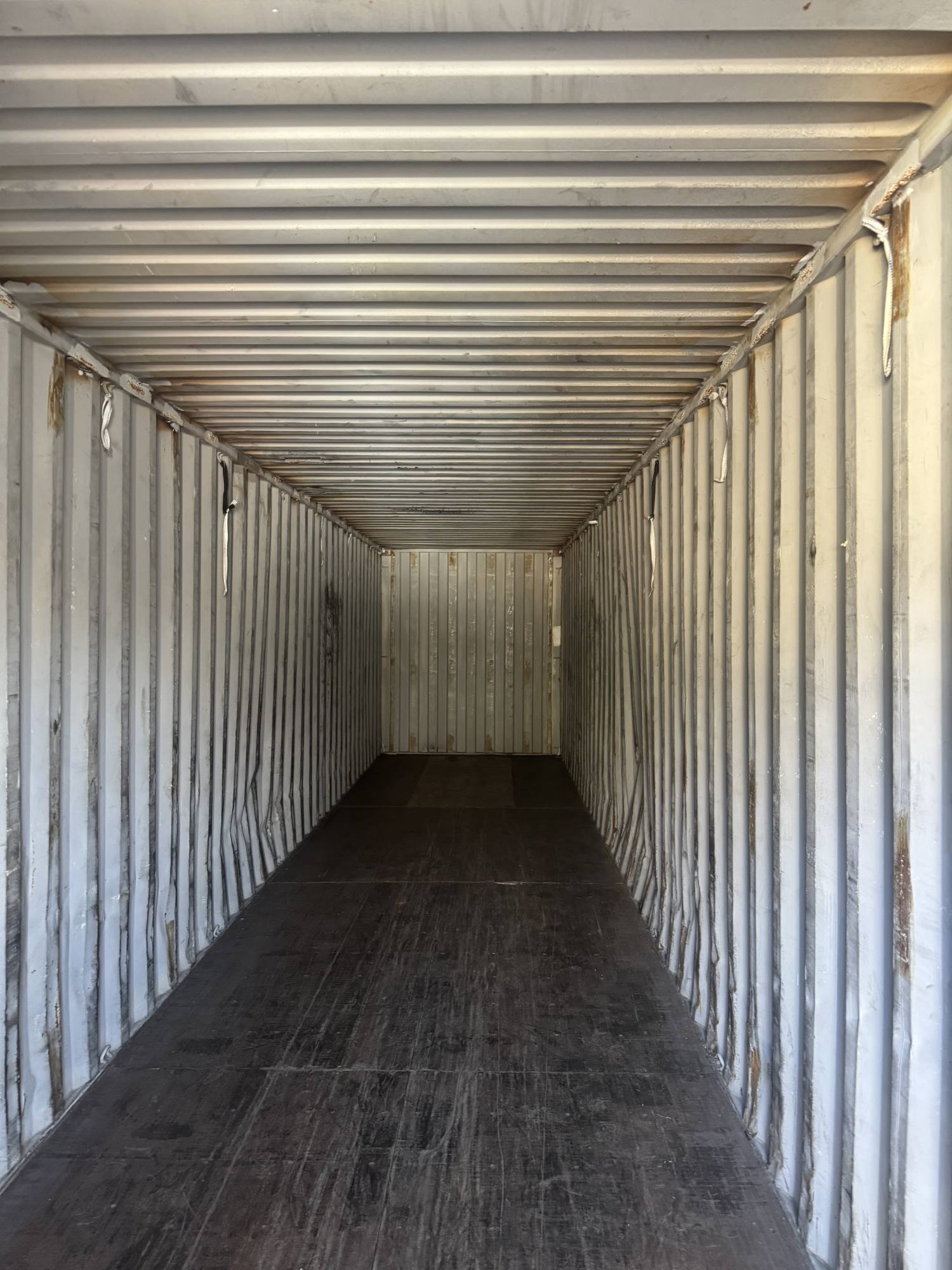 Морской контейнер ECMU9831717