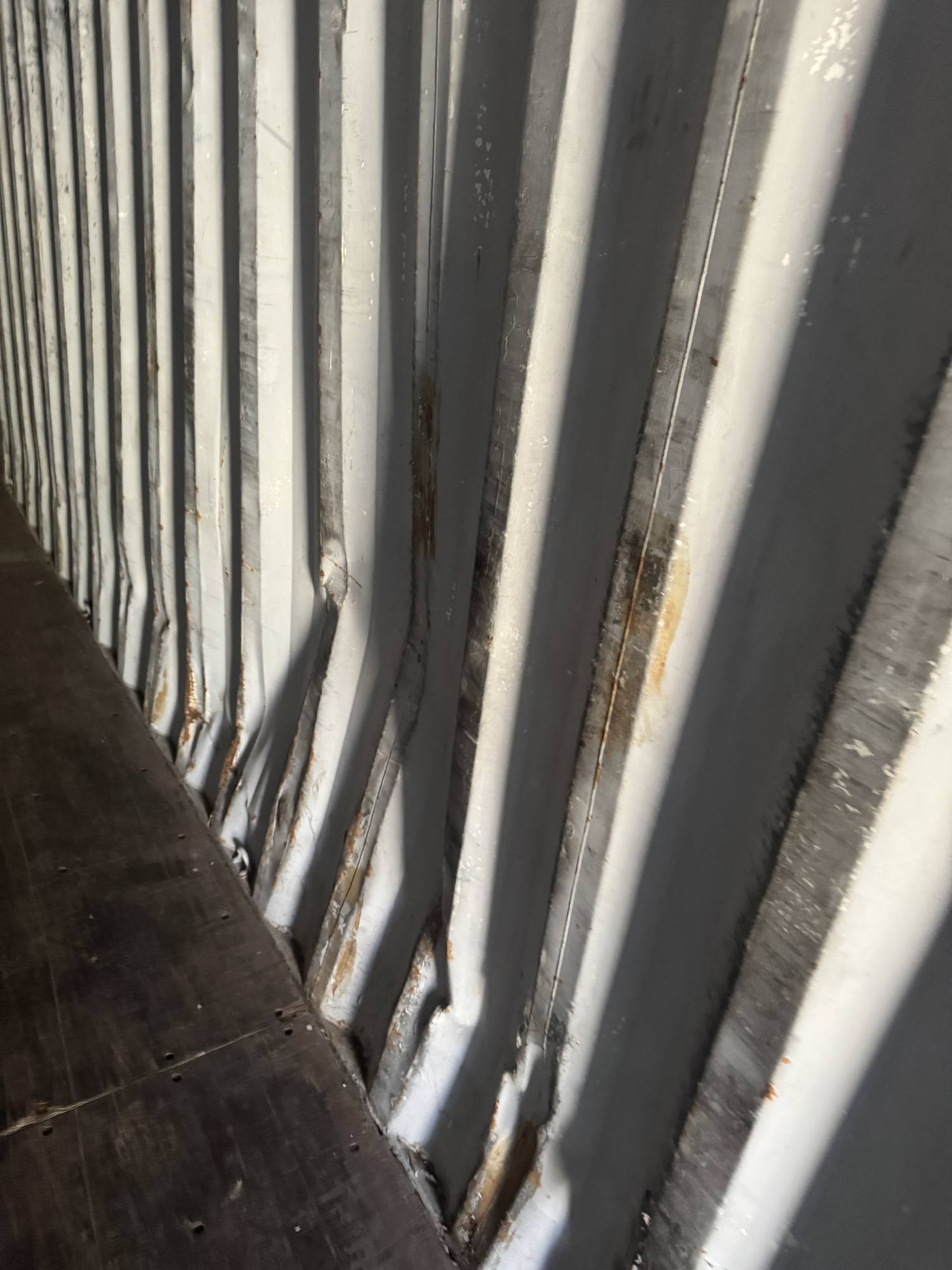 Морской контейнер ECMU9831717