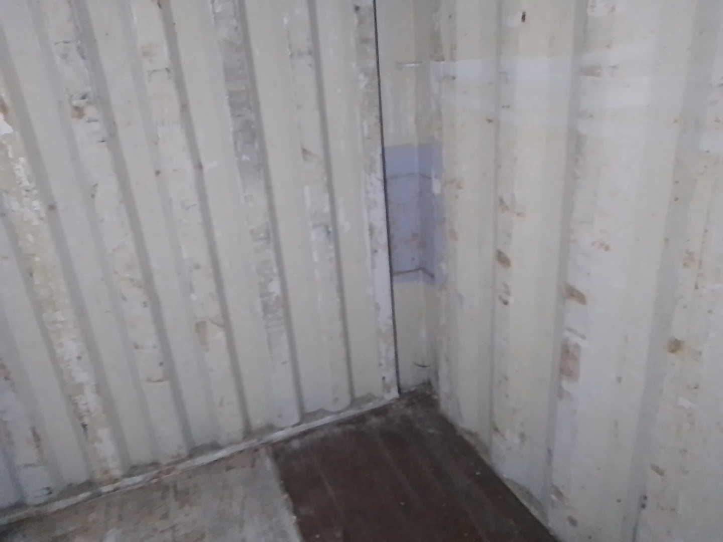 Морской контейнер EISU1586323