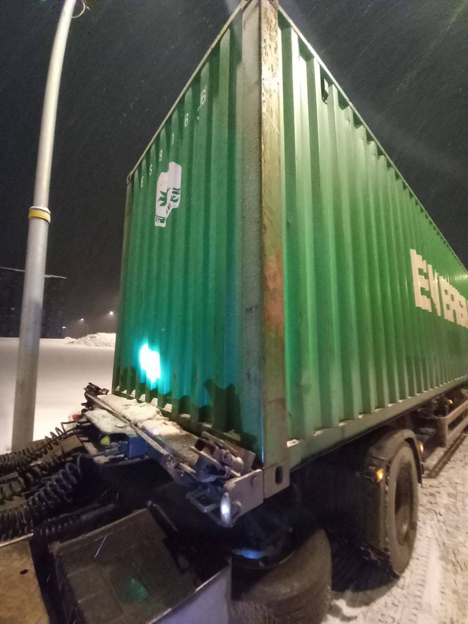 Морской контейнер EISU9311636