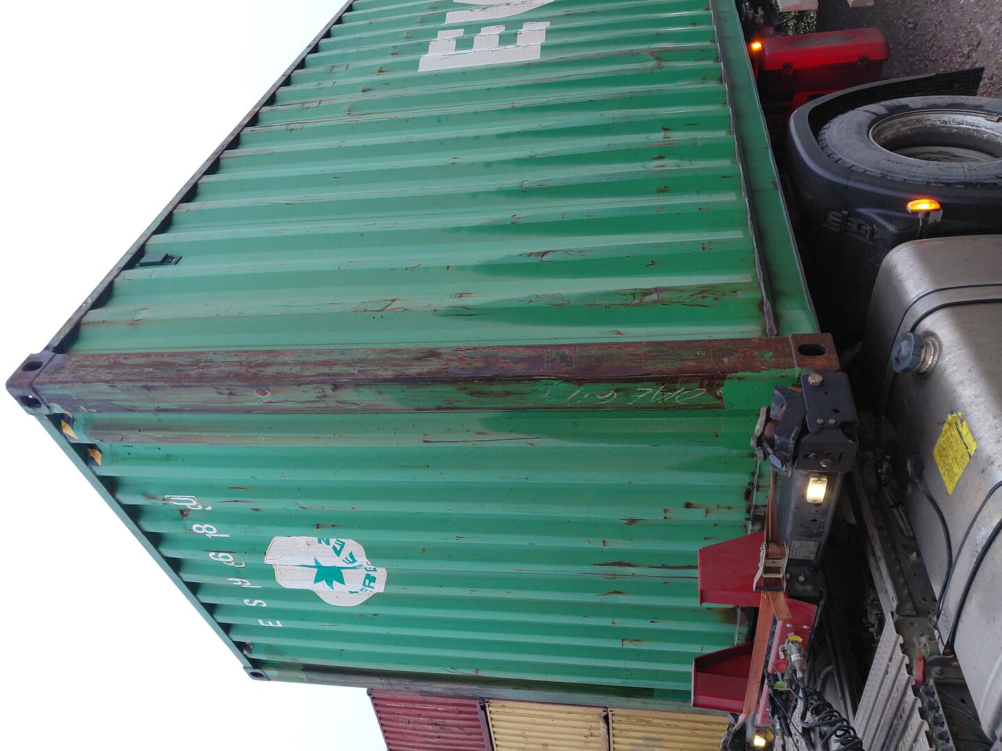 Морской контейнер EISU9861890