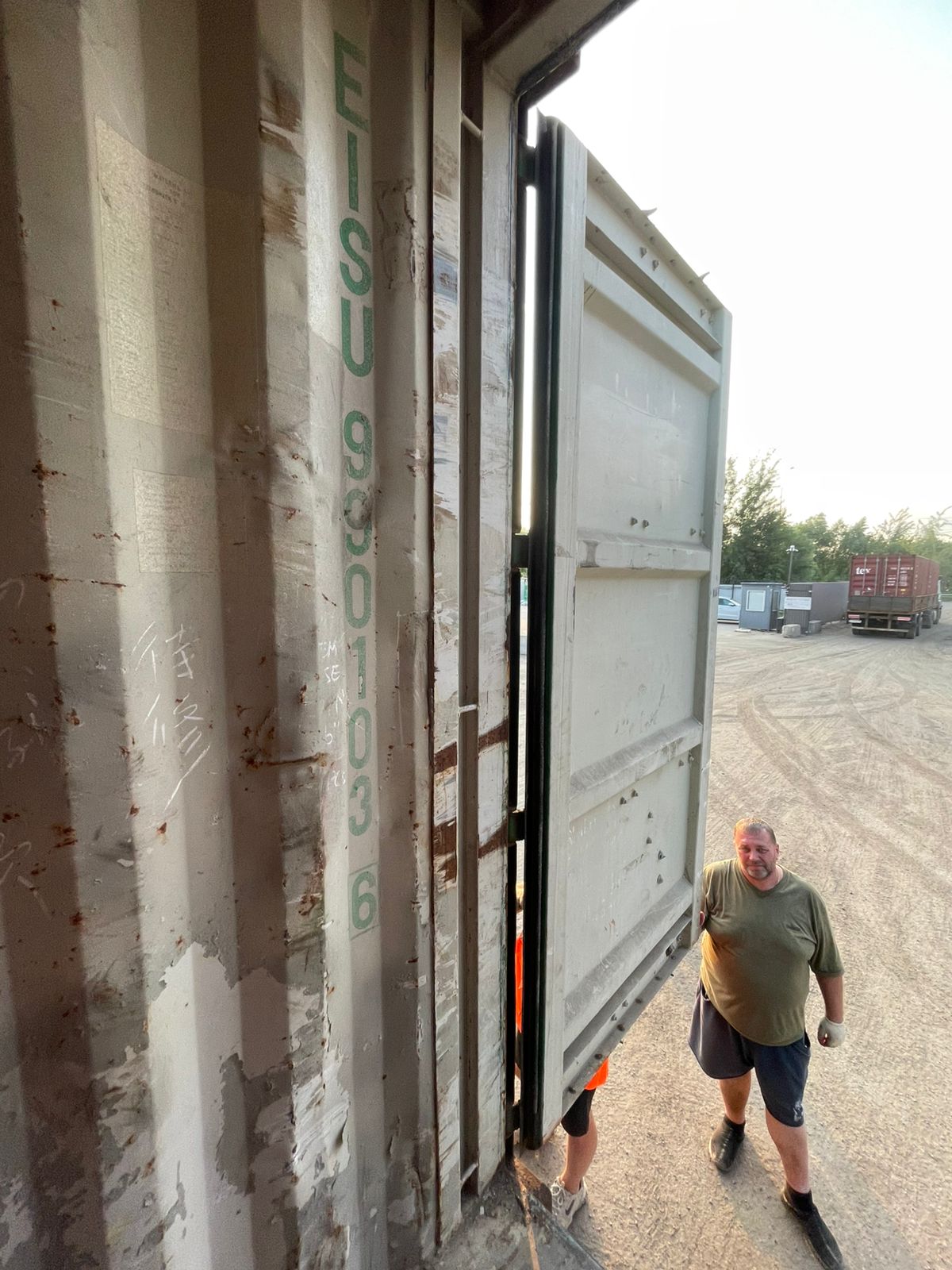 Морской контейнер EISU9901036