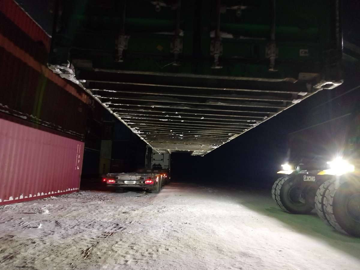 Морской контейнер EMCU9487854