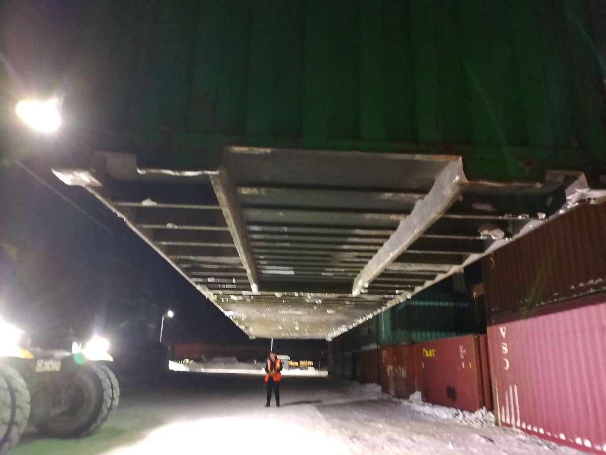 Морской контейнер EMCU9487854