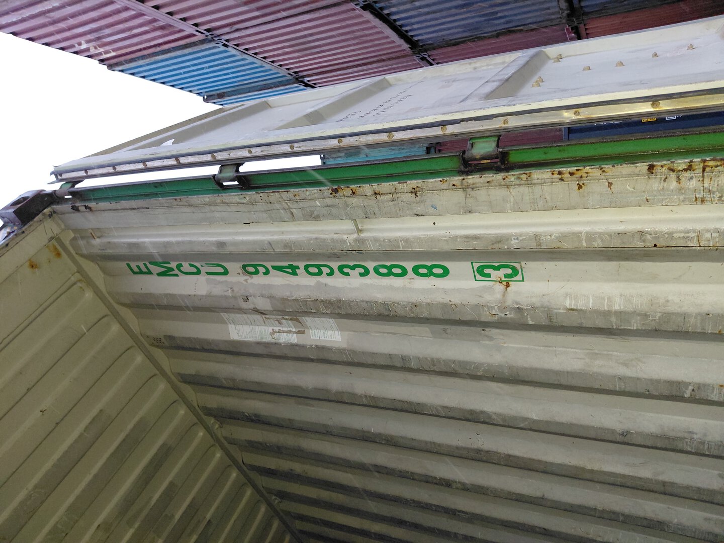 Морской контейнер EMCU9493883