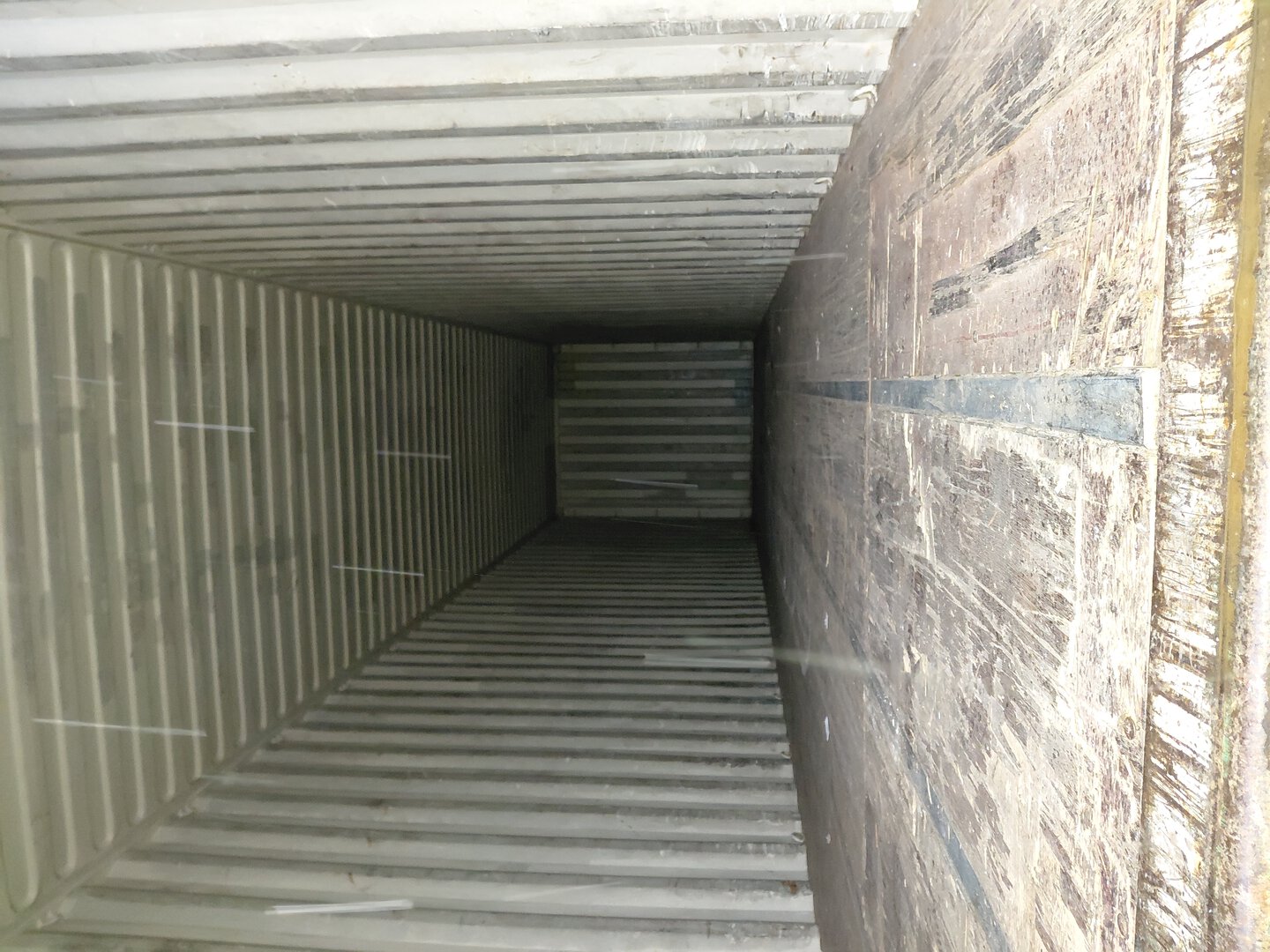 Морской контейнер EMCU9493883