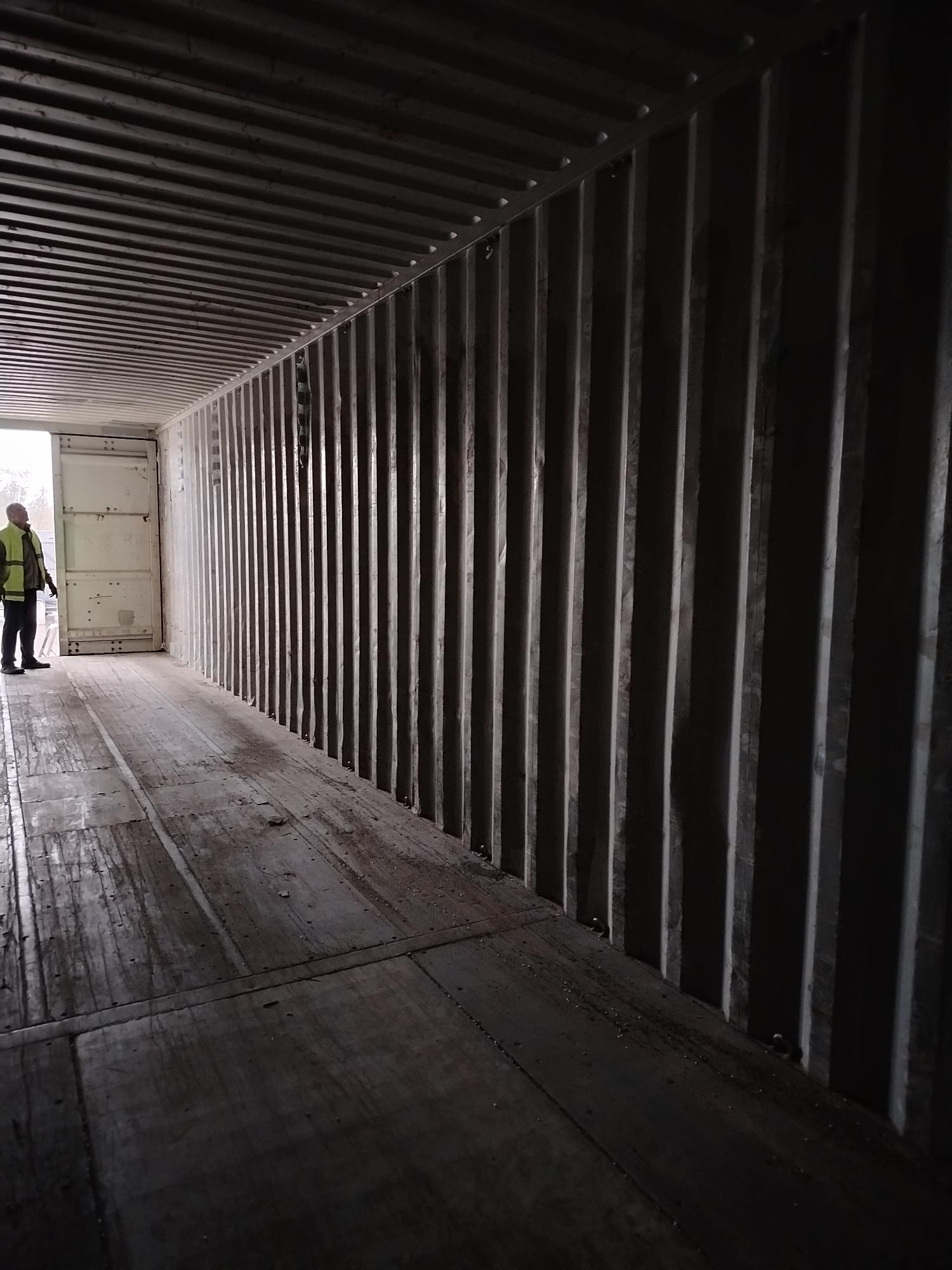 Морской контейнер EMCU9650869