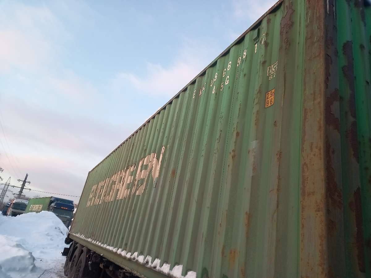 Морской контейнер EMCU9669817