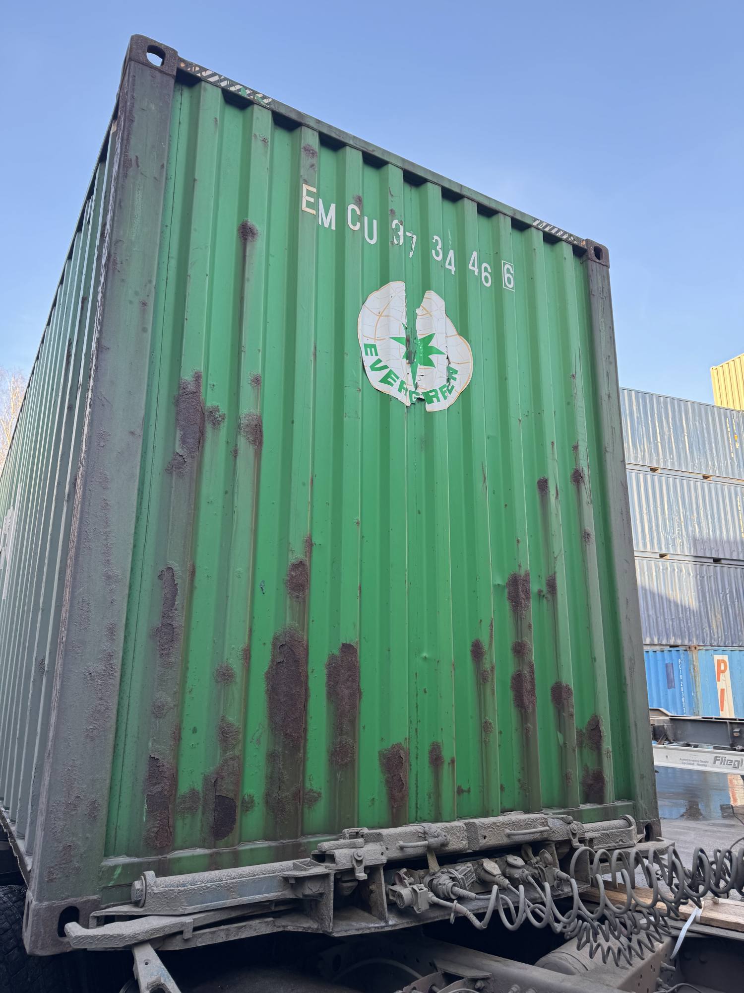 Морской контейнер EMCU9734466