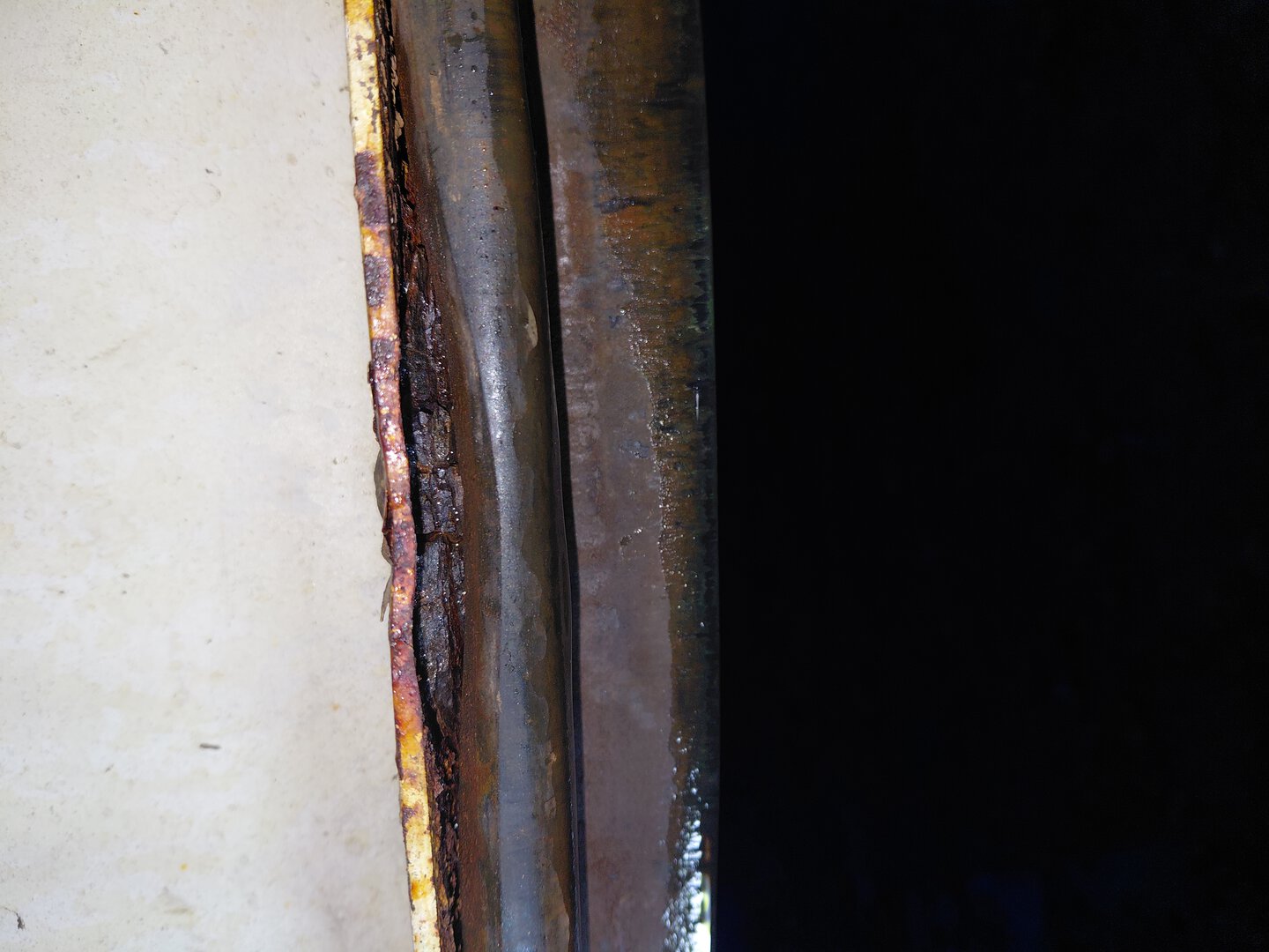 Морской контейнер EMCU9831070