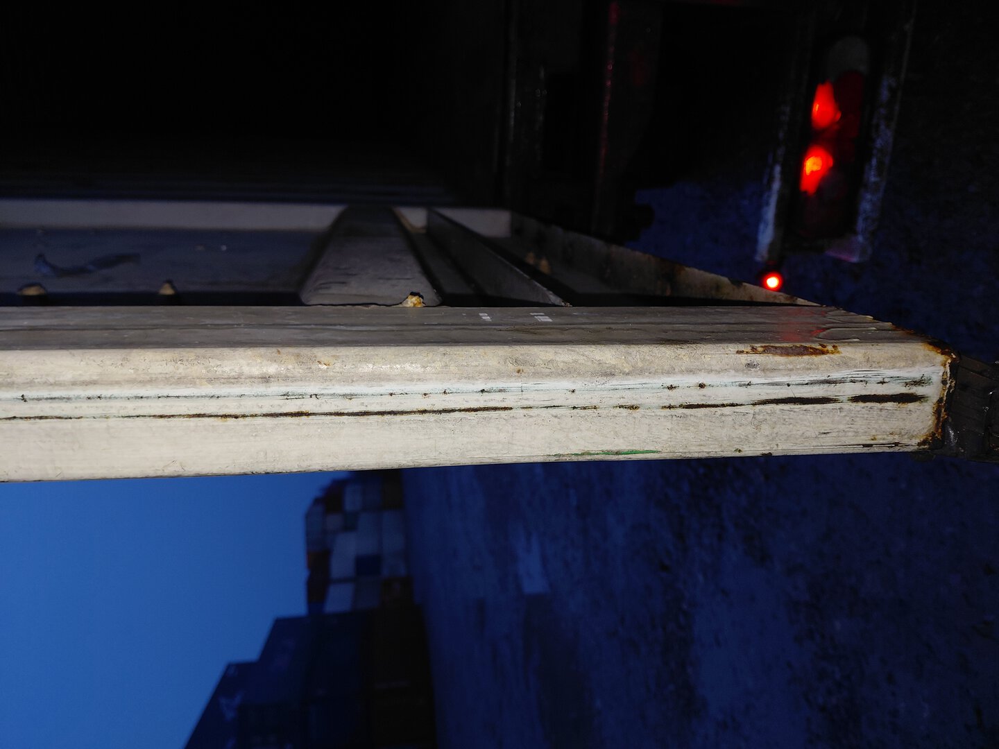 Морской контейнер EMCU9831070