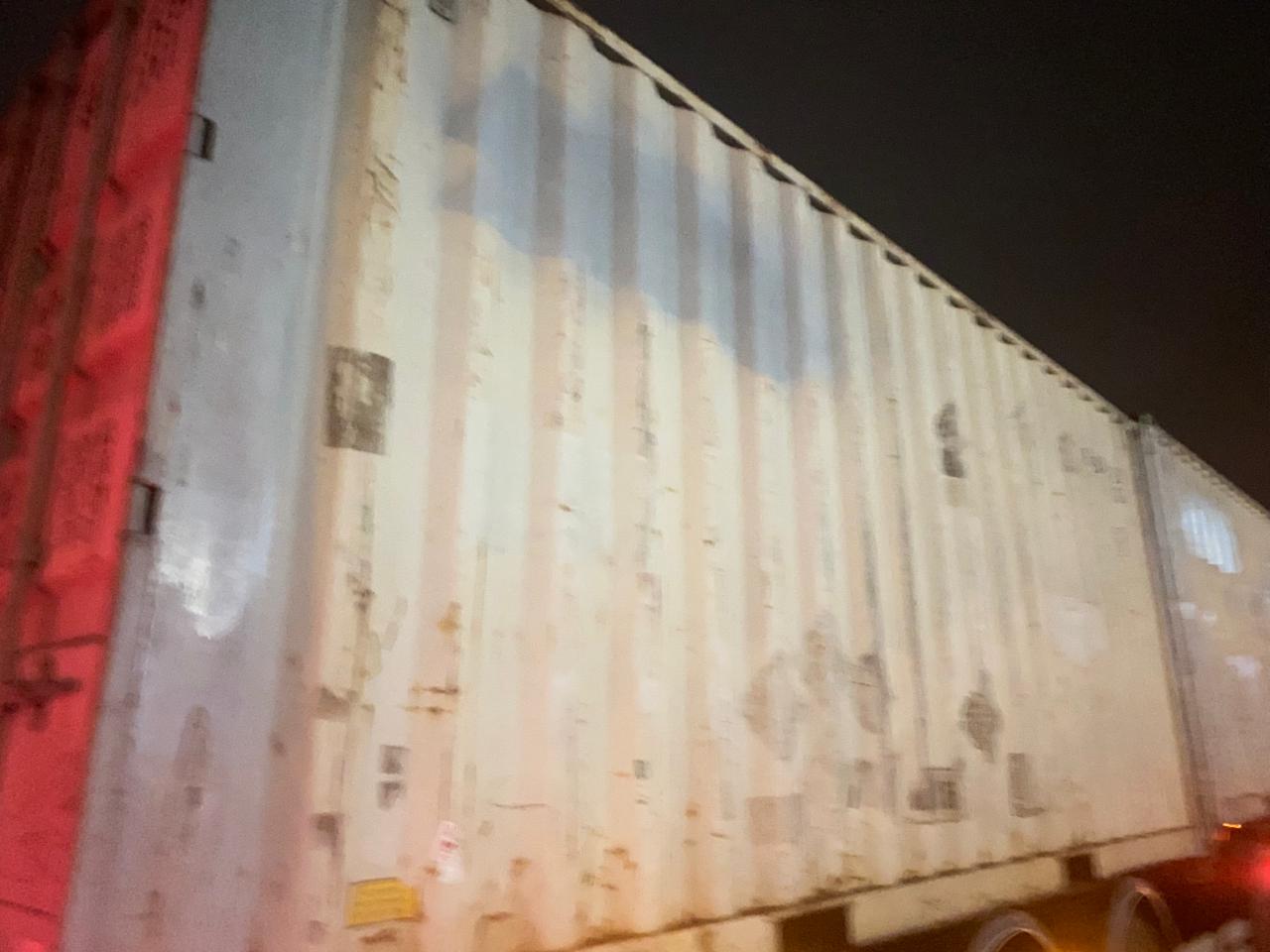 Морской контейнер EOLU1528833