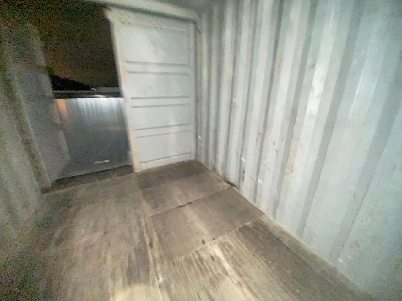 Морской контейнер EOLU1528833