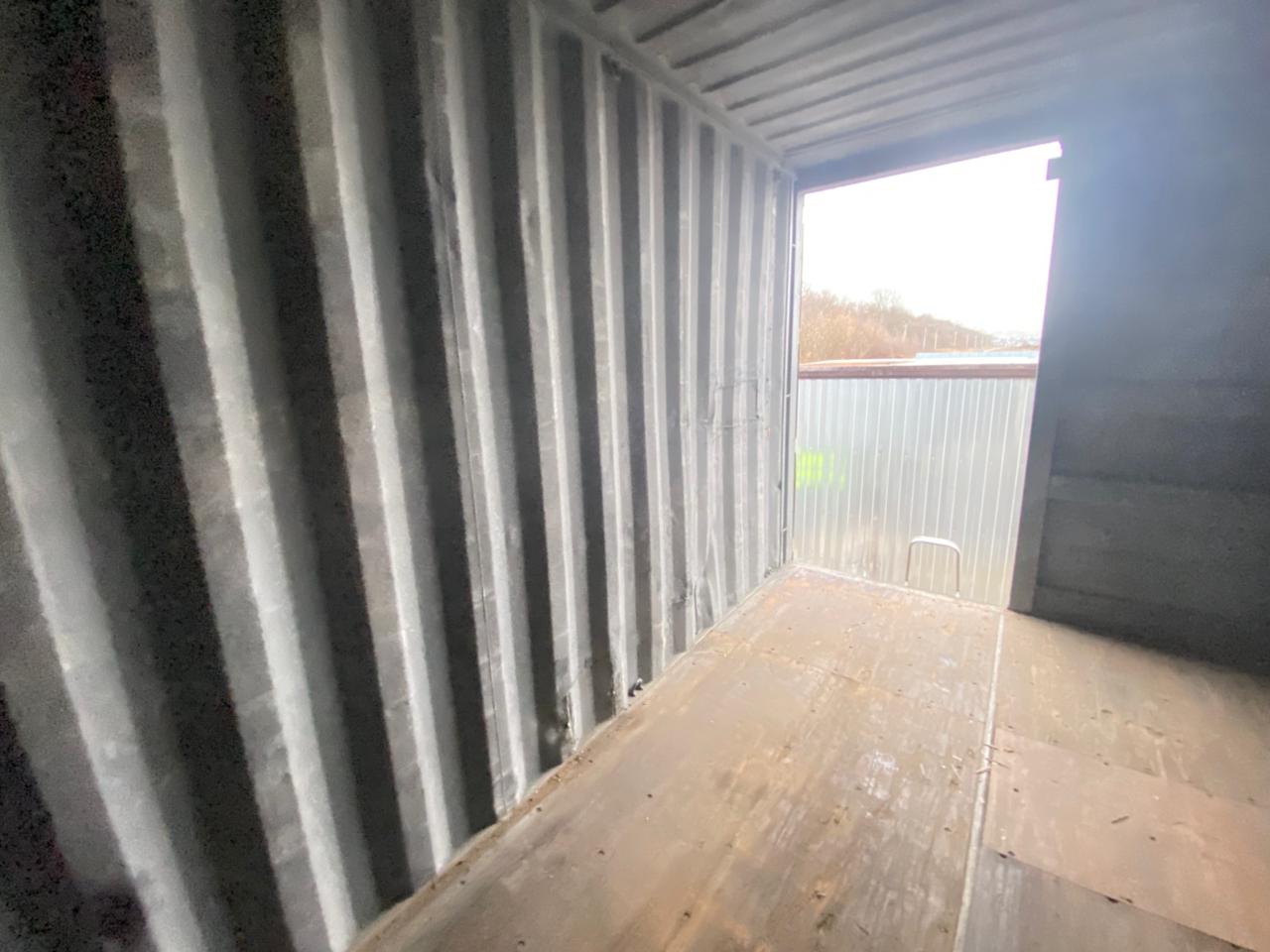 Морской контейнер EOLU1696380