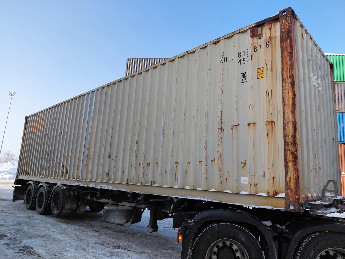 Морской контейнер EOLU8121876