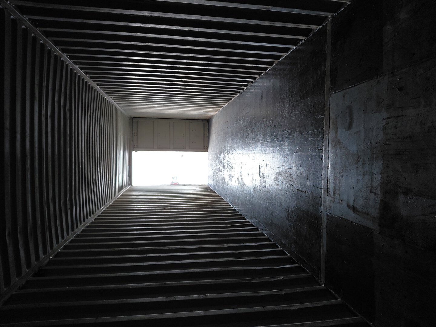 Морской контейнер EOLU8121876