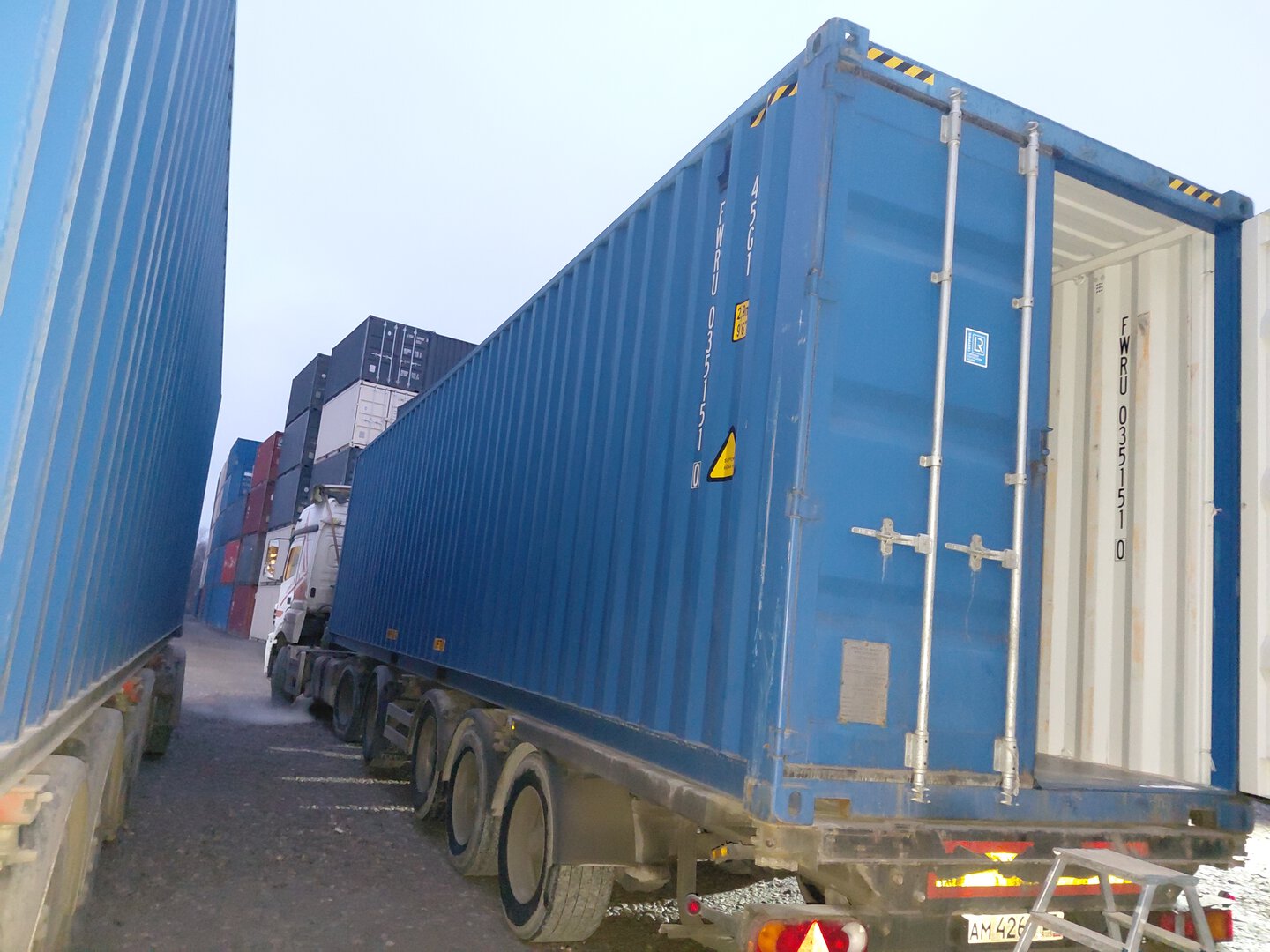Морской контейнер FWRU0351510