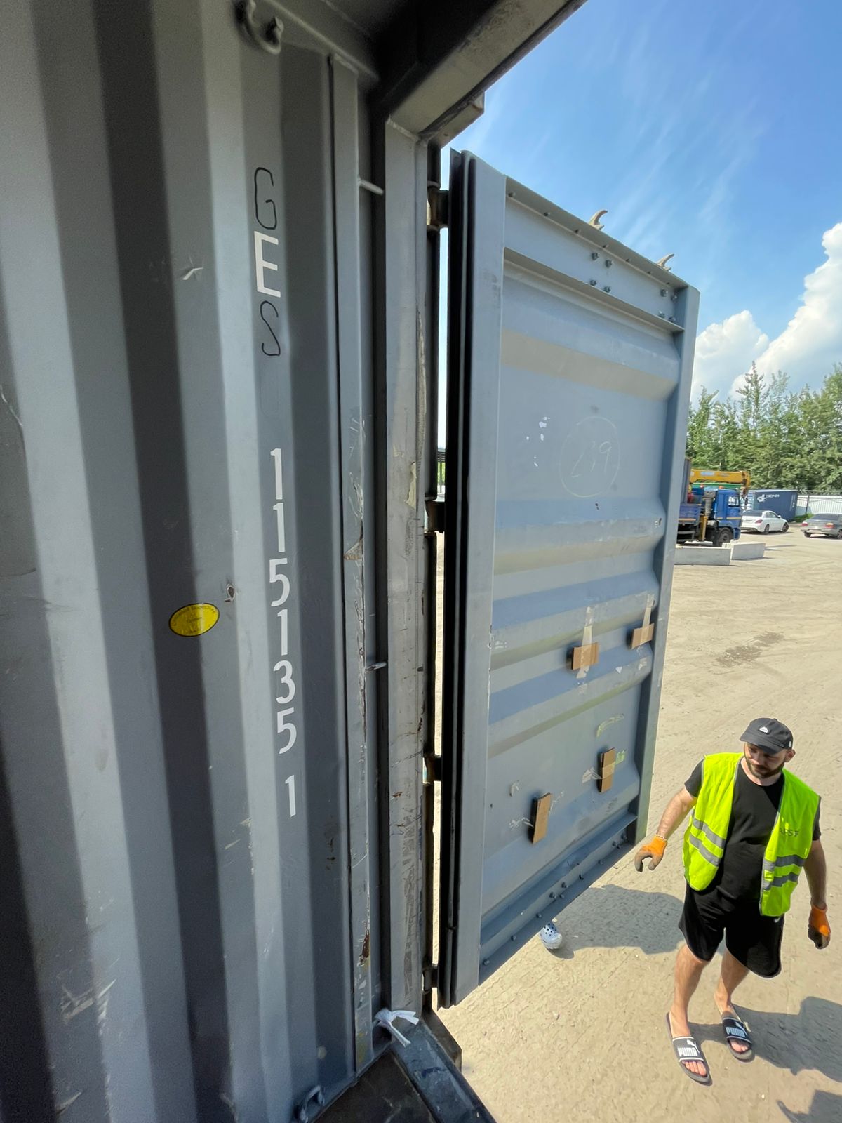 Морской контейнер GESU1151351