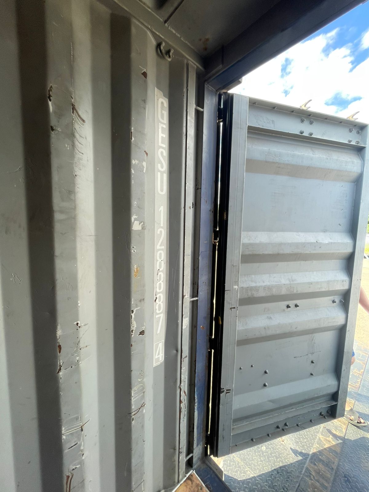 Морской контейнер GESU1288874