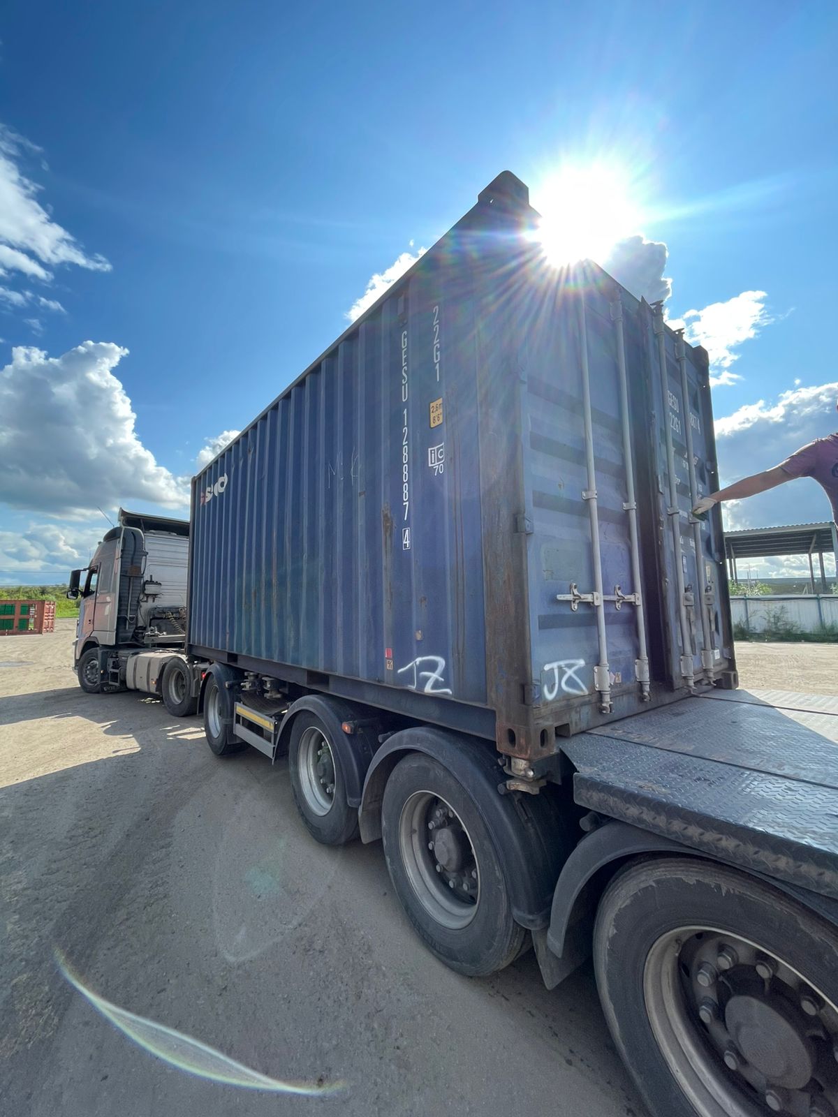 Морской контейнер GESU1288874