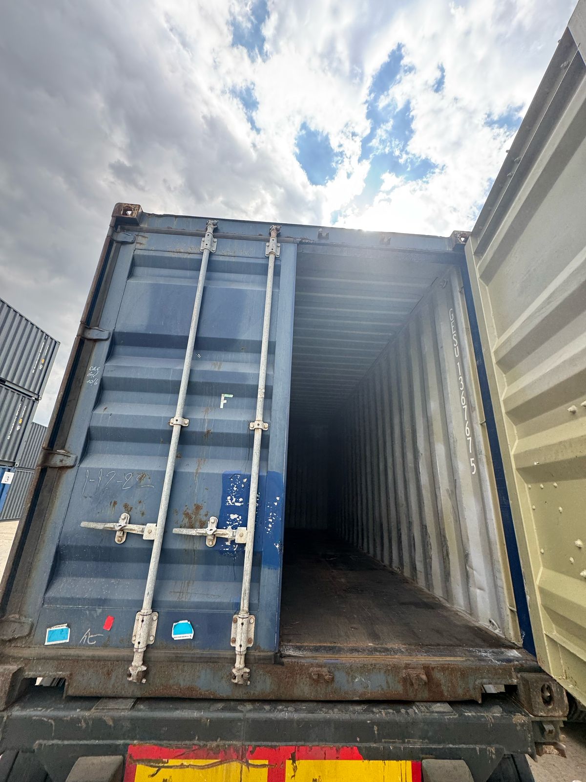 Морской контейнер GESU1367675