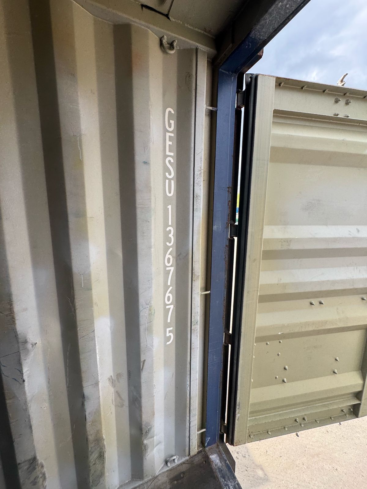 Морской контейнер GESU1367675