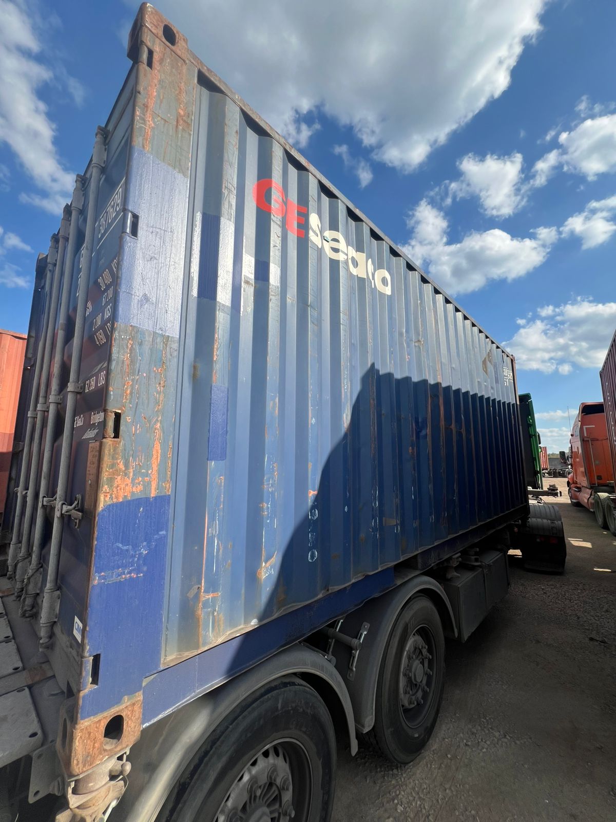 Морской контейнер GESU3876291