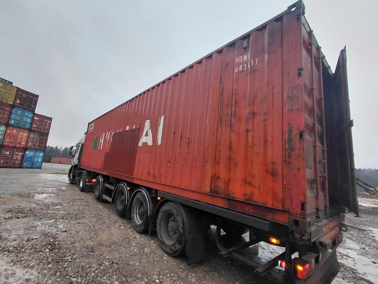 Морской контейнер HDMU6834173