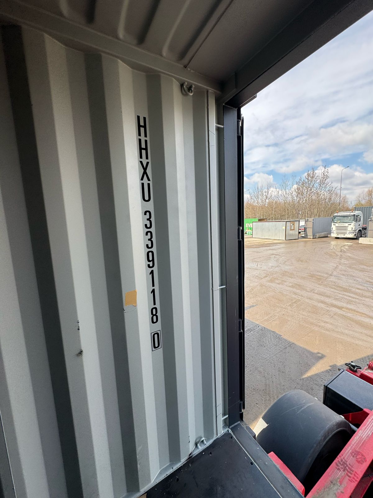 Морской контейнер HHXU3391180