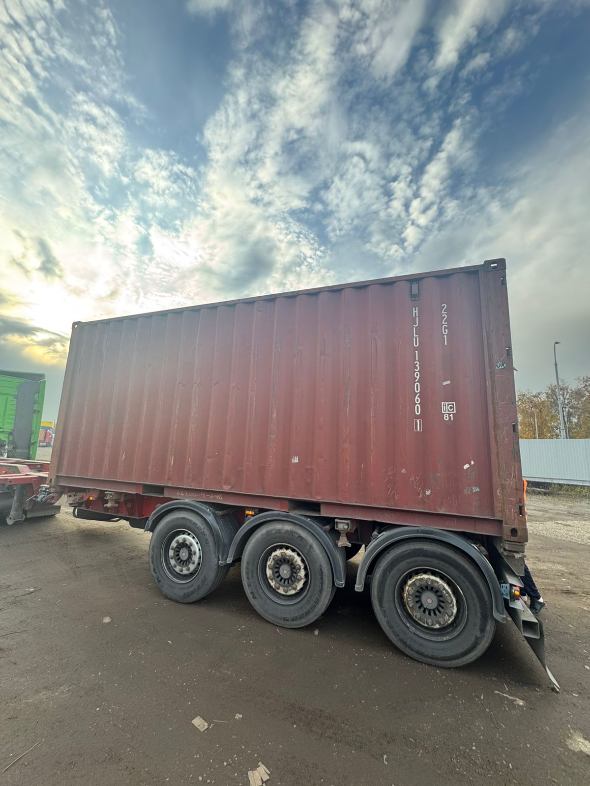 Морской контейнер HJLU1390601