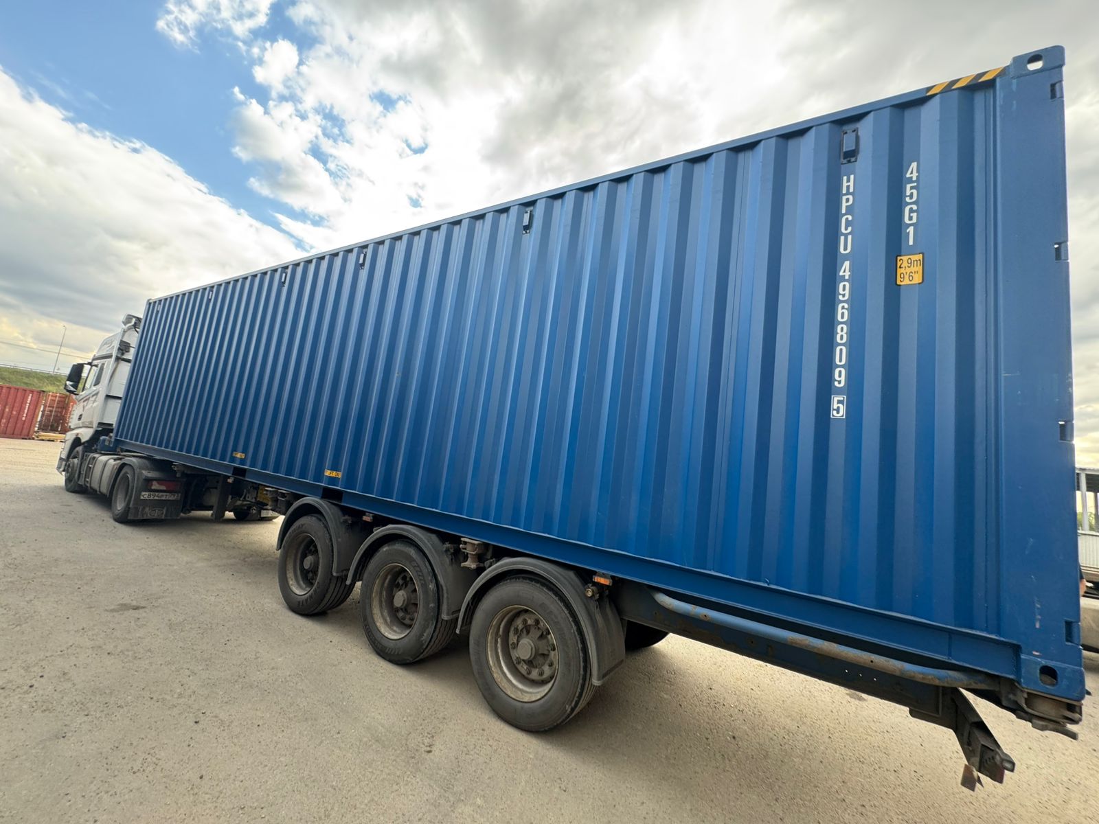 Морской контейнер HPCU4968095