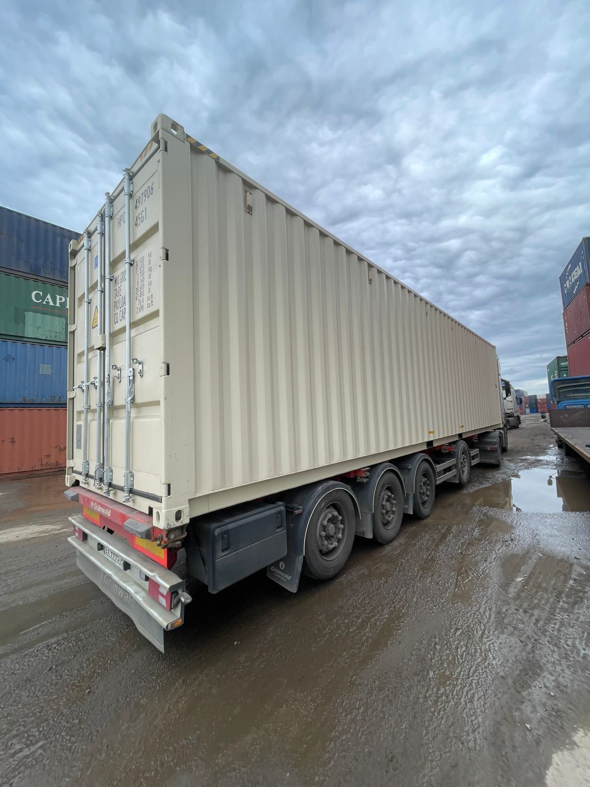 Морской контейнер HPCU4979063