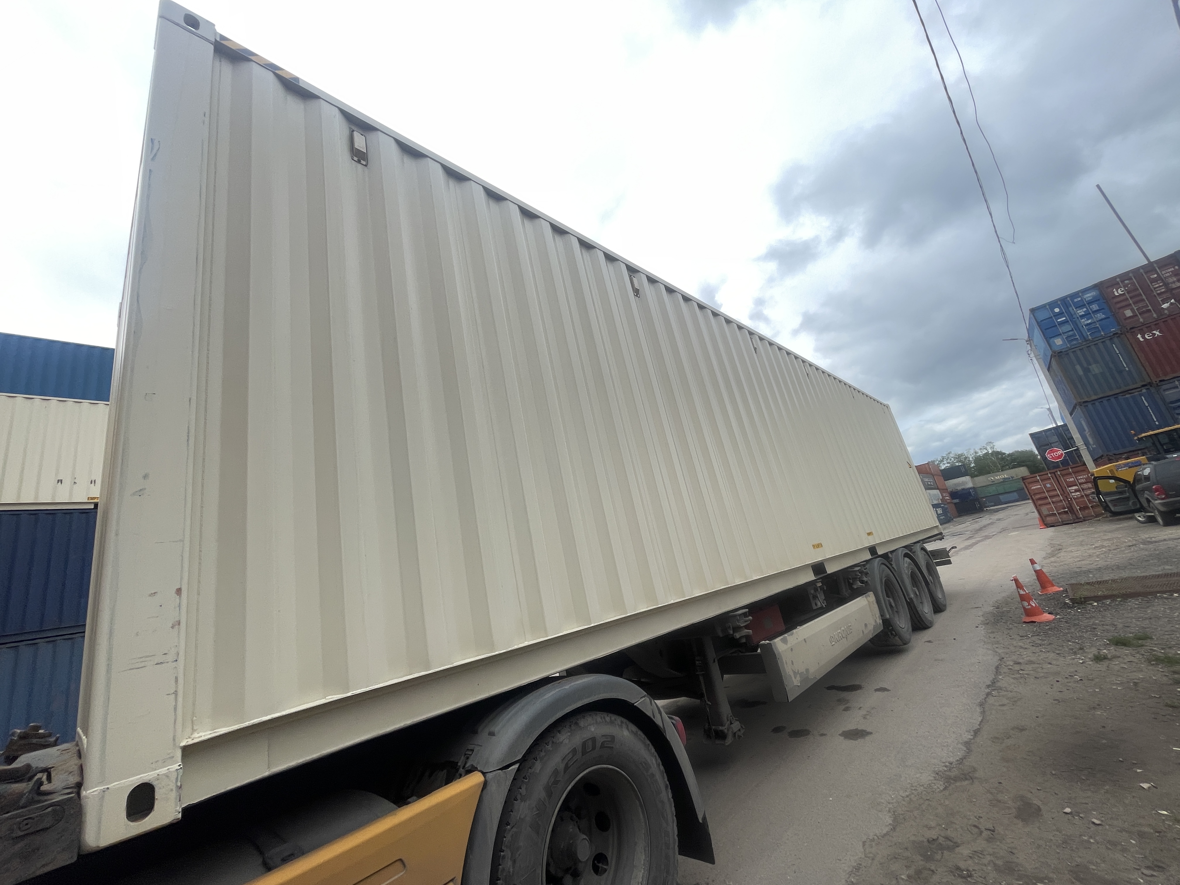 Морской контейнер HPCU4979090