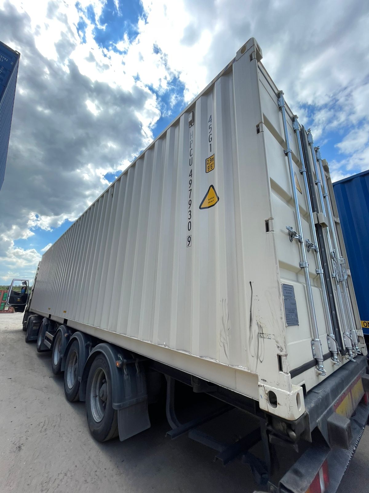 Морской контейнер HPCU4979309