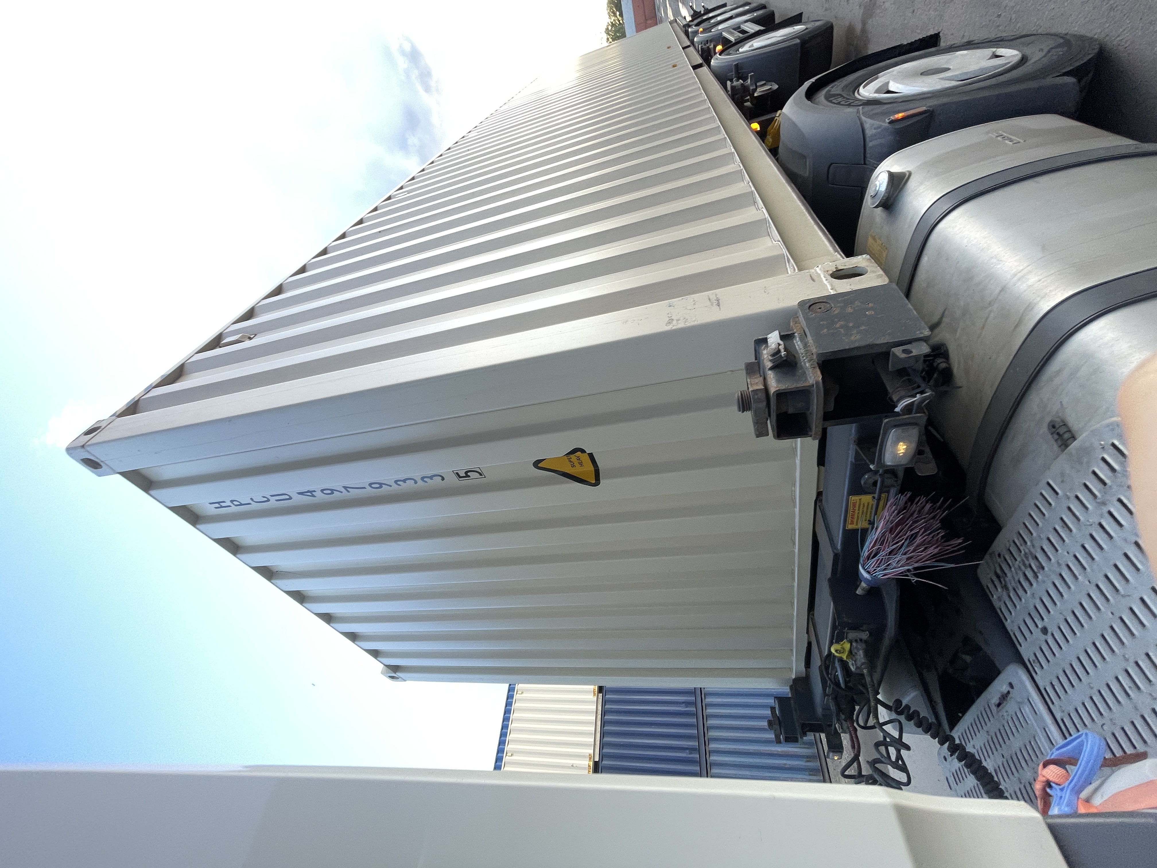 Морской контейнер HPCU4979335