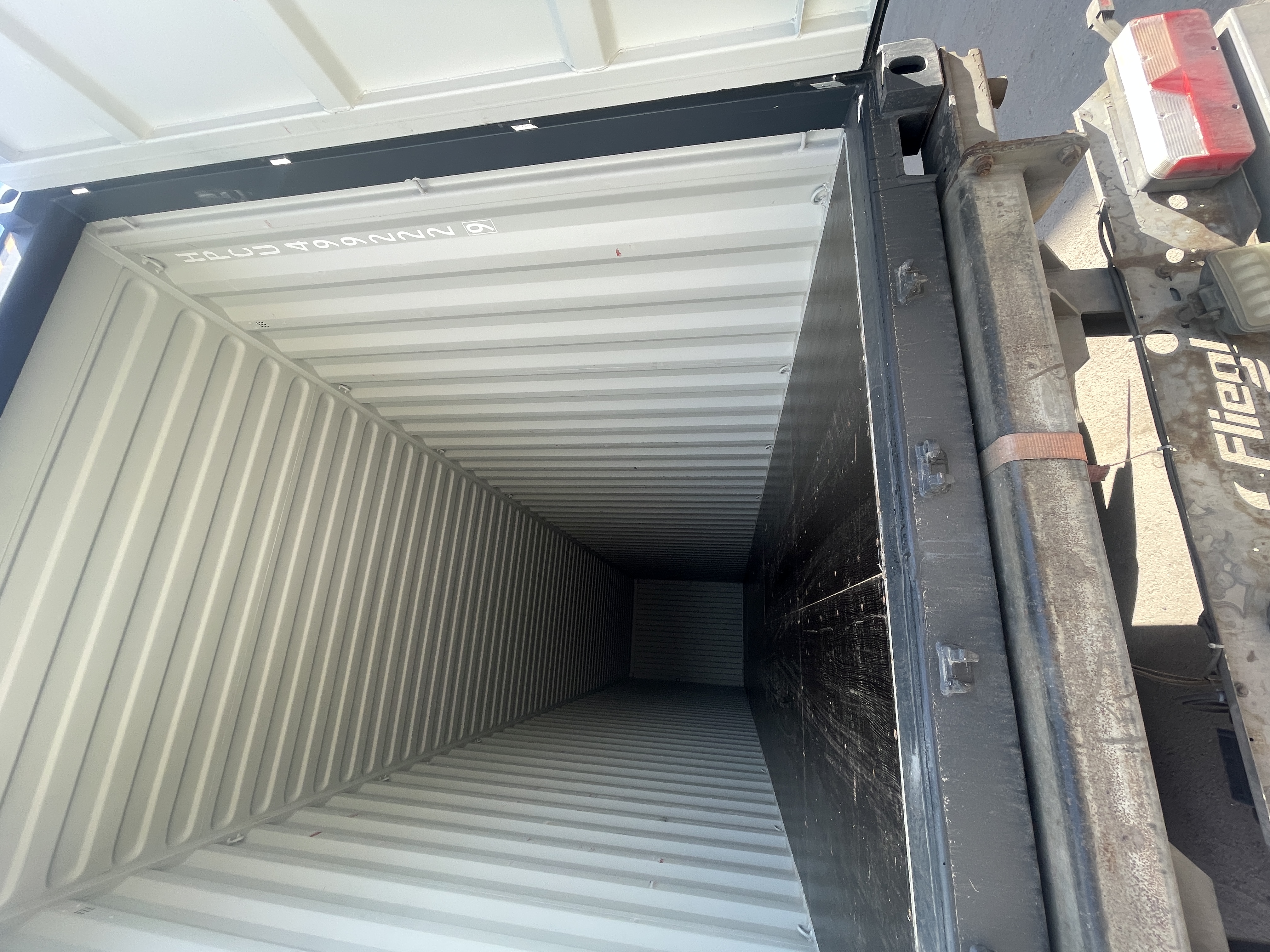 Морской контейнер HPCU4992229