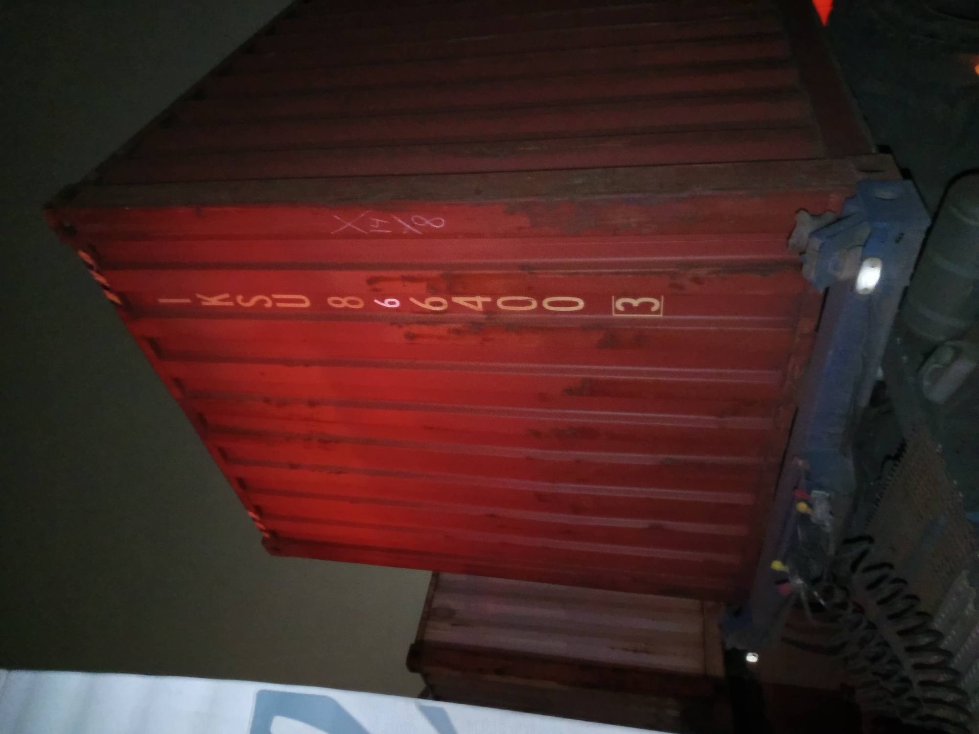 Морской контейнер IKSU8664003