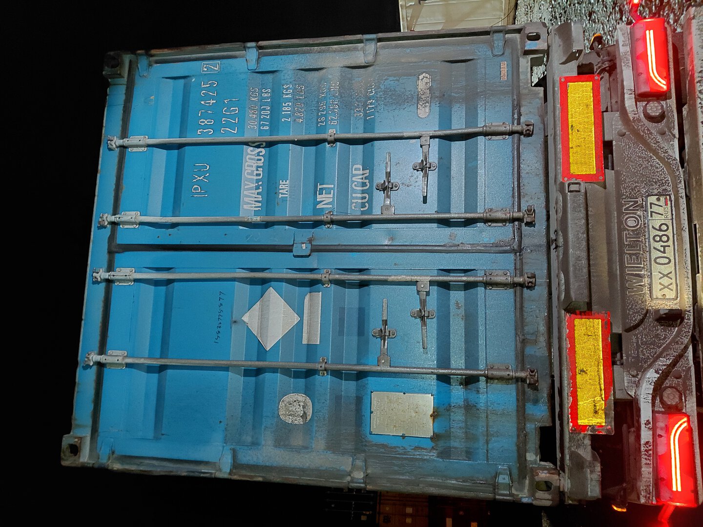 Морской контейнер IPXU3874252