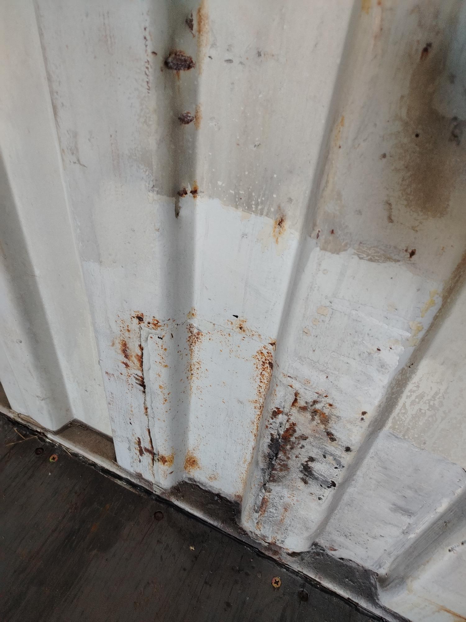 Морской контейнер IVTU1021070