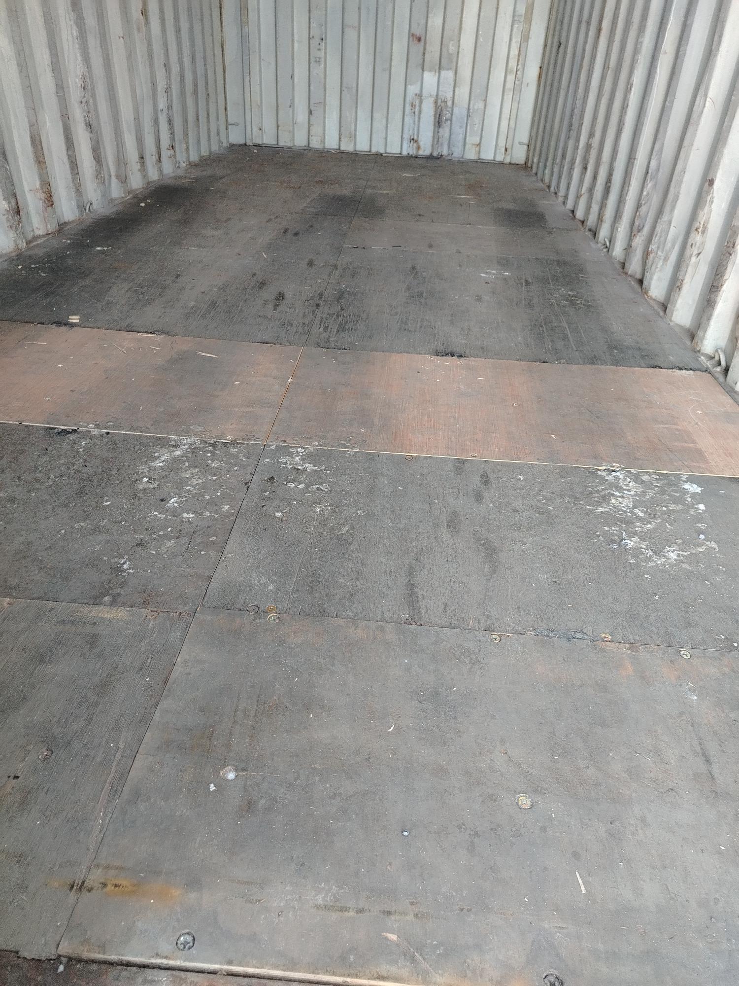 Морской контейнер IVTU1021070