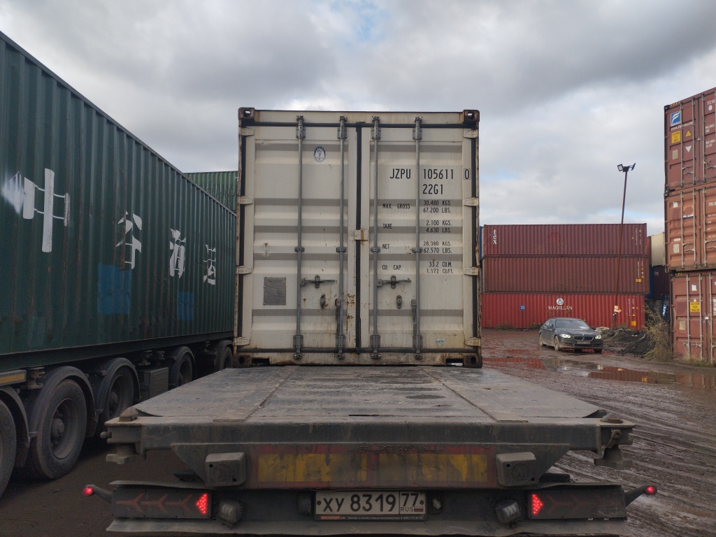 Морской контейнер JZPU1056110