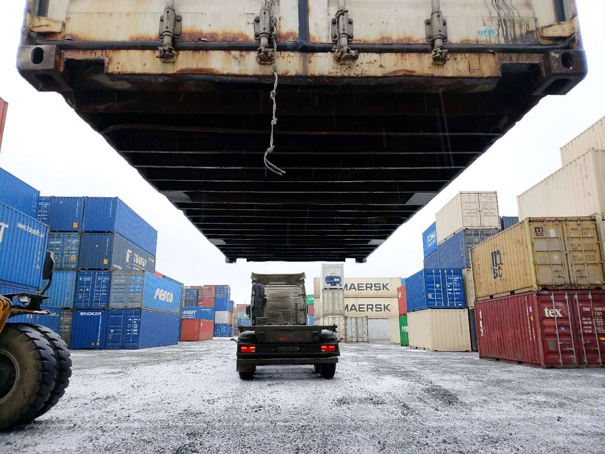 Морской контейнер JZPU1100213