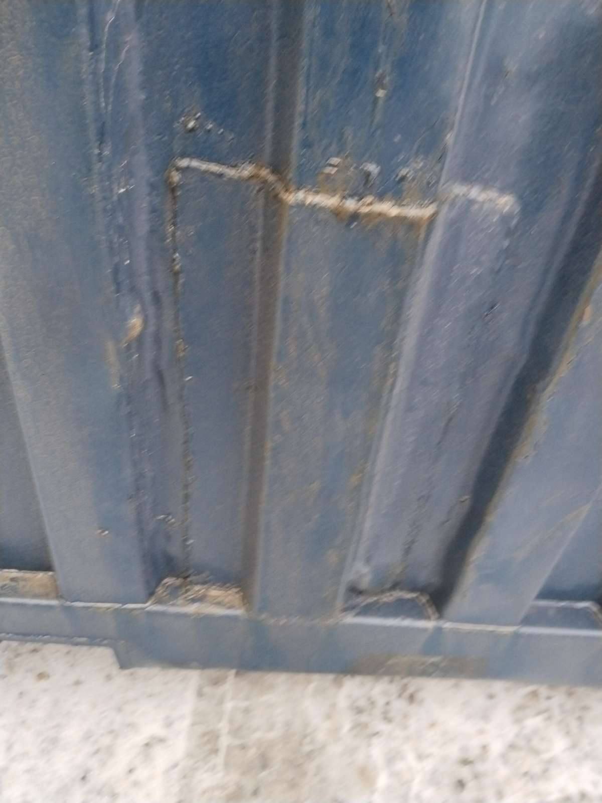 Морской контейнер JZPU2131100