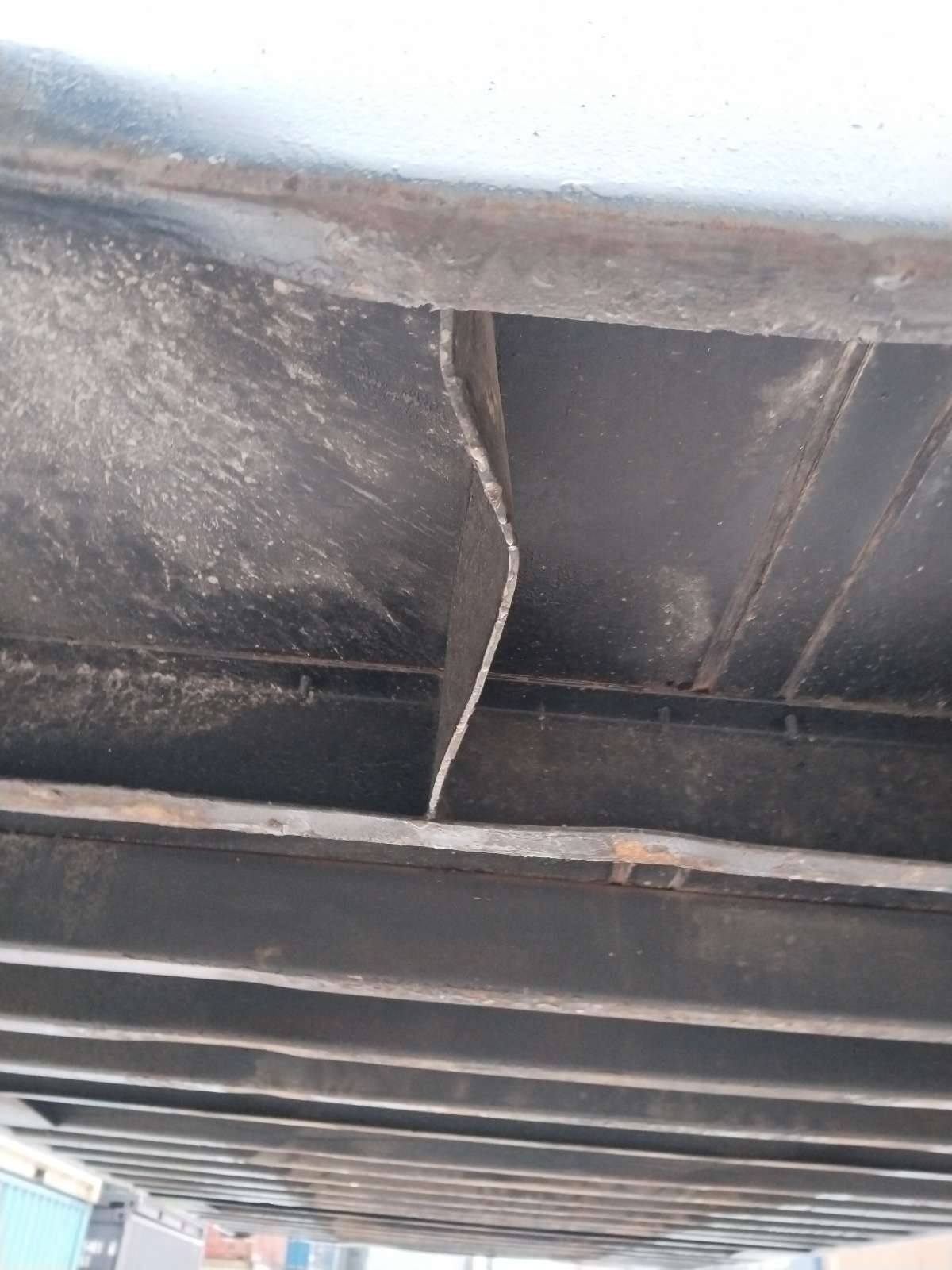 Морской контейнер JZPU2131100