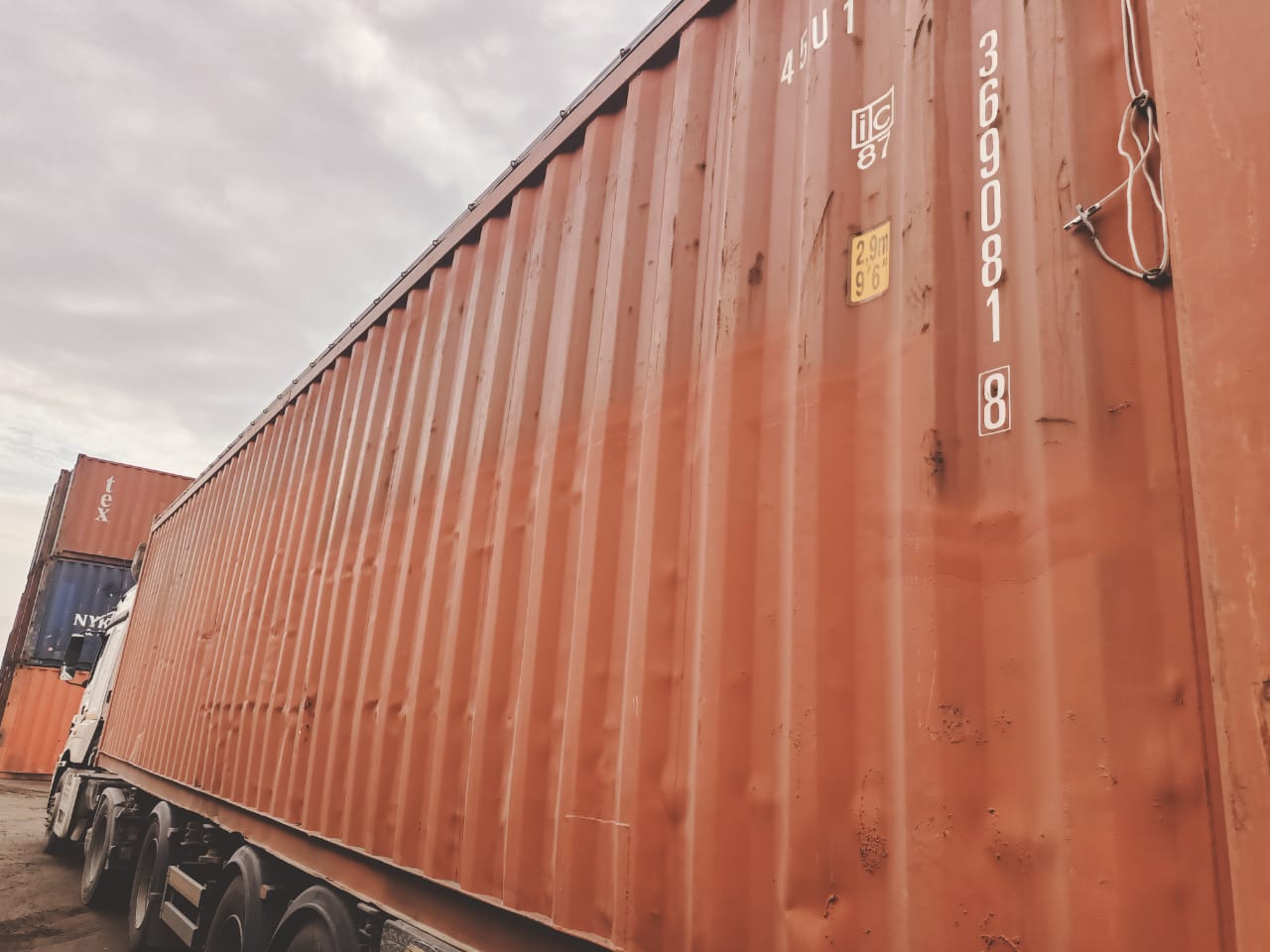 Морской контейнер JZPU3690818