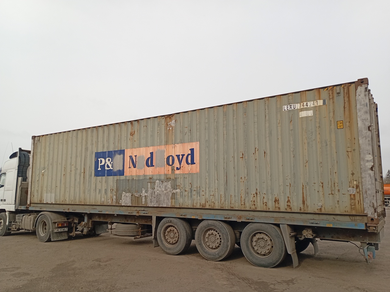 Морской контейнер LEAU7442418