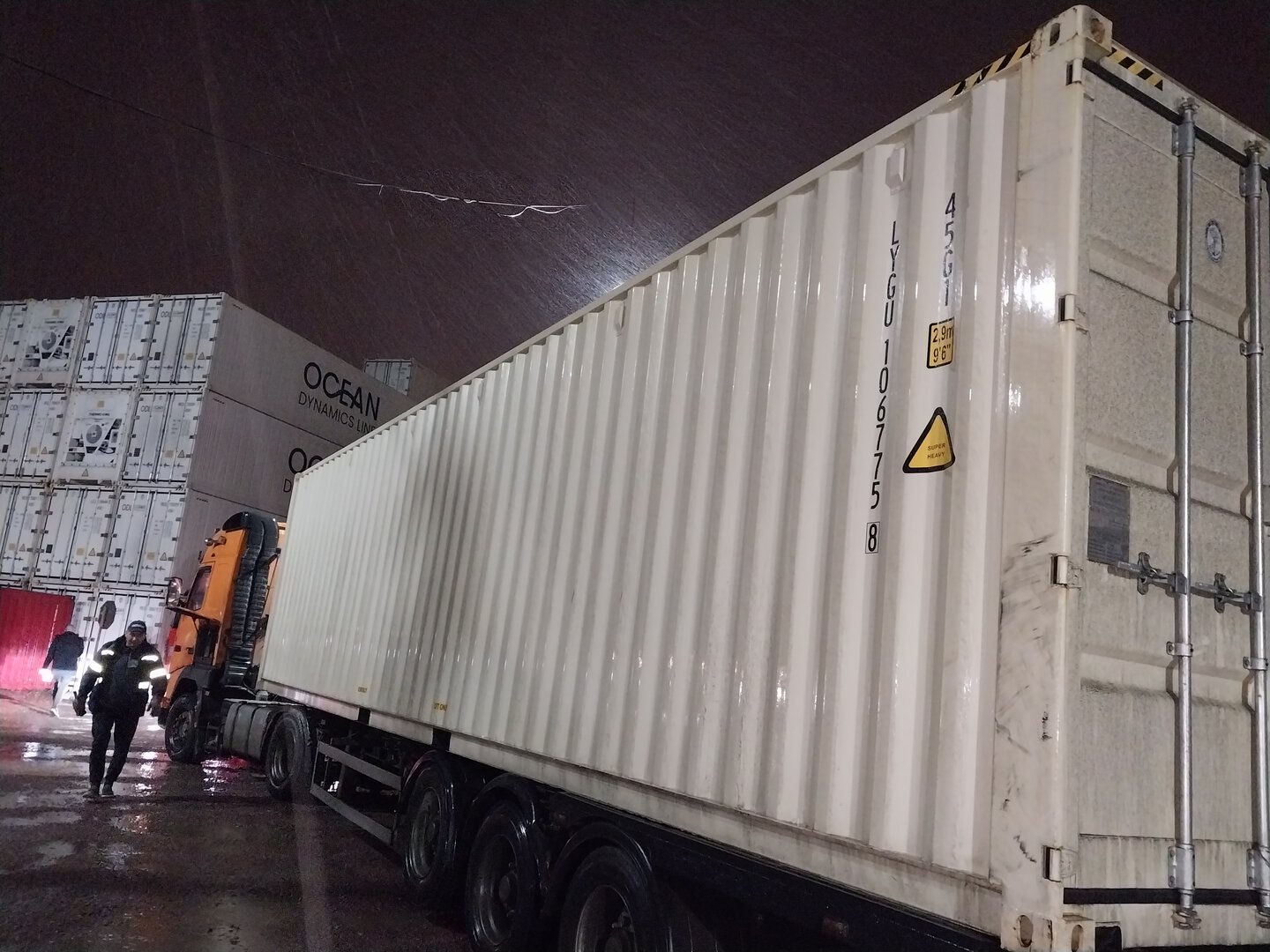 Морской контейнер LYGU1067758